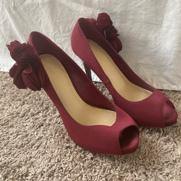 Red Heels - Picture 2 of 3